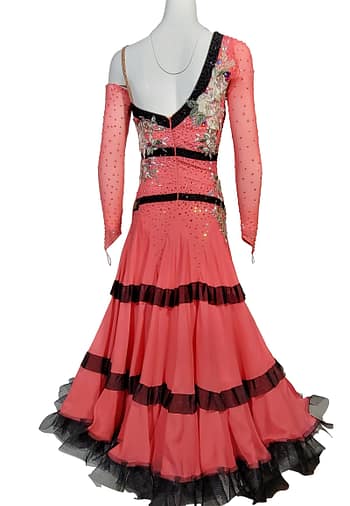 Cashay designer Latin dress | Bruna Back